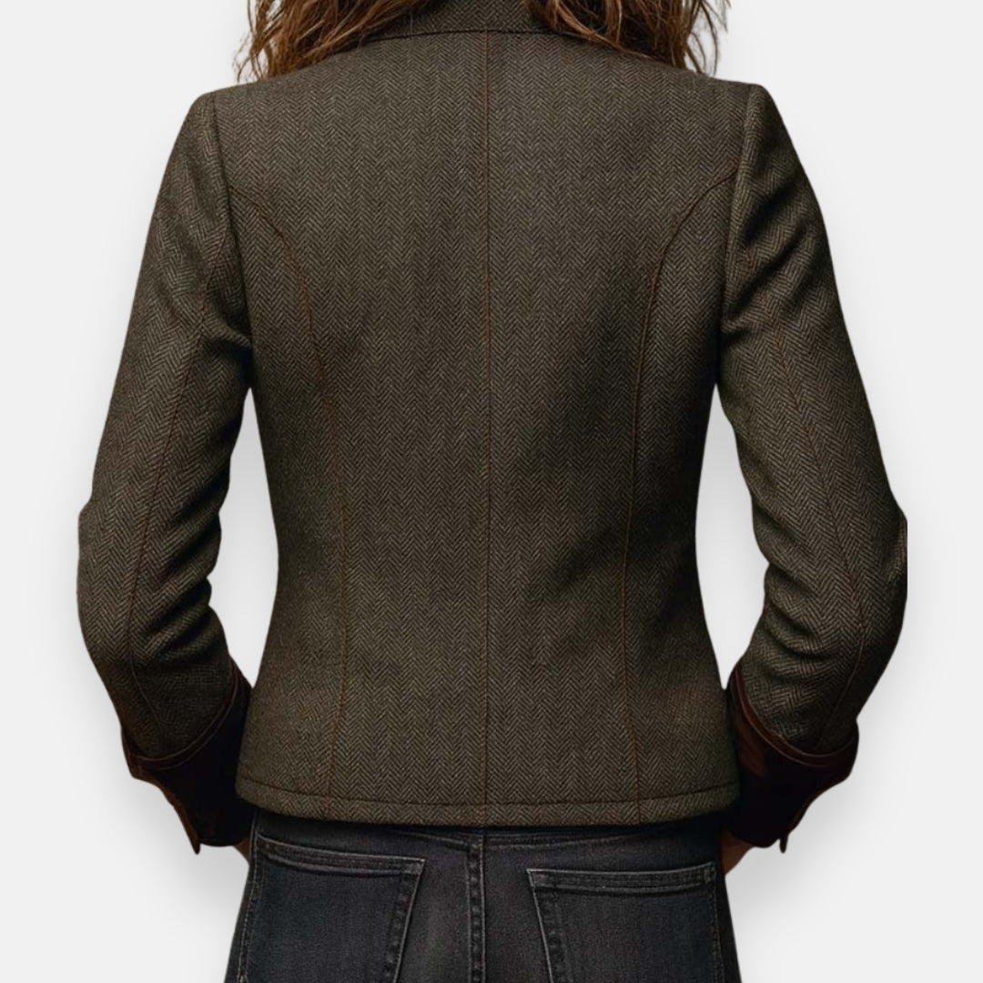 Markéta – Tweed jakna s kontrastnim detaljima