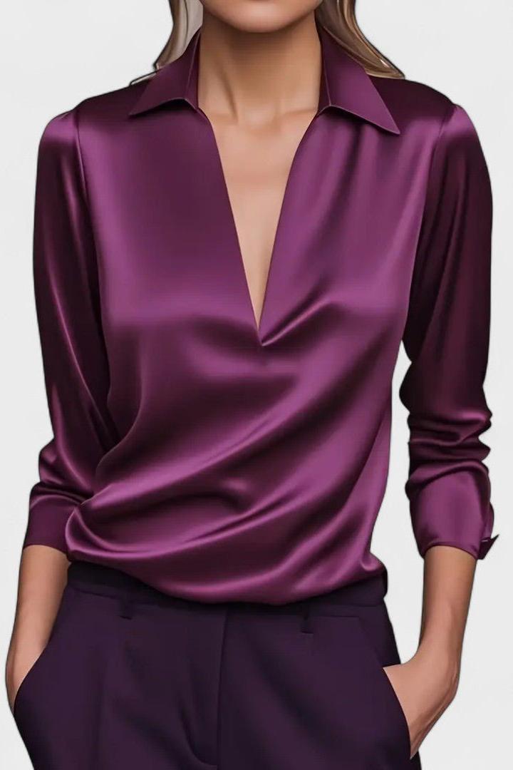 Nádia – Satenska bluza s V-izrezom