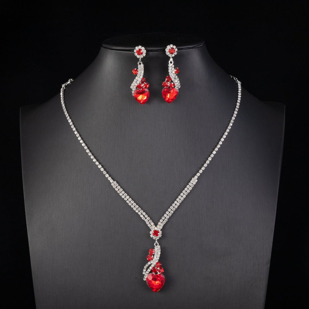 Elizabeta – Elegantni set nakita s romantičnim dodirom