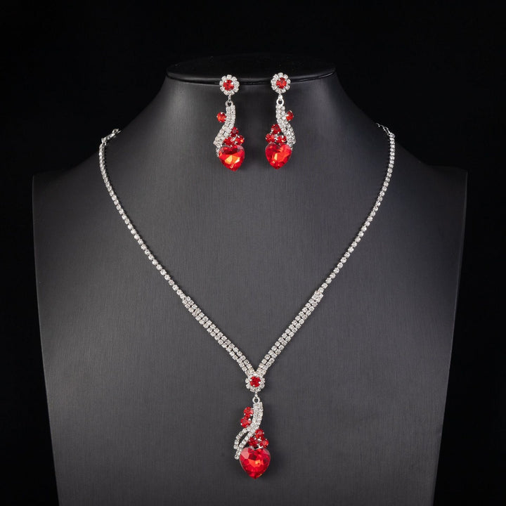 Elizabeta – Elegantni set nakita s romantičnim dodirom