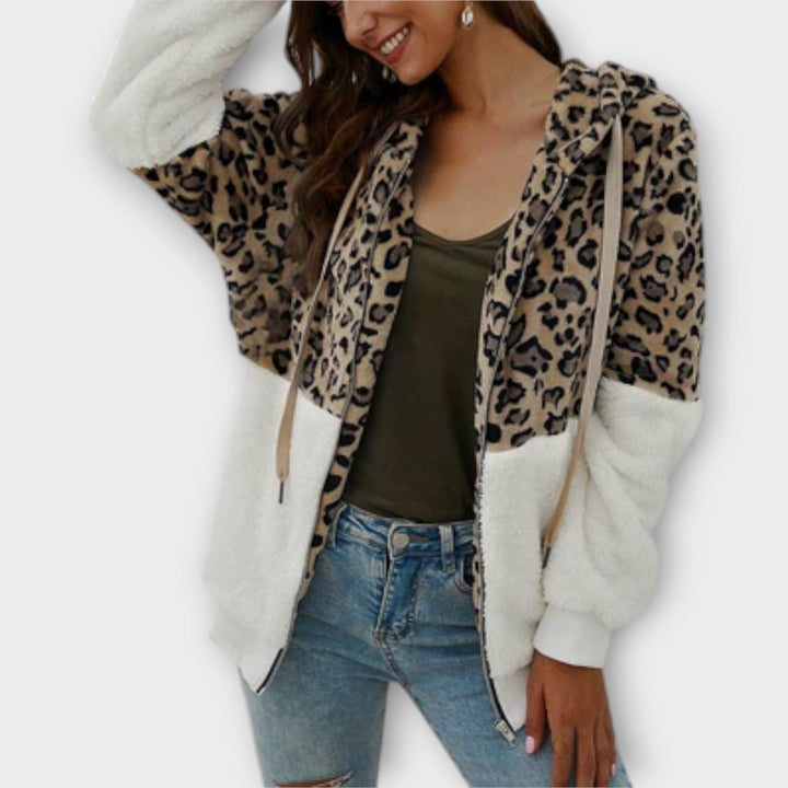 Lea - Fleece dukserica s kapuljačom i leopardim dizajnom