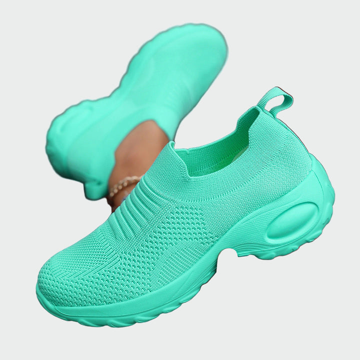 Klasične sportske slip-on cipele s svakodnevnim stilom